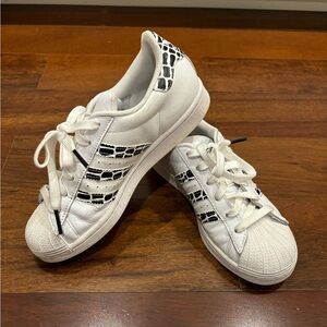 Adidas superstar
